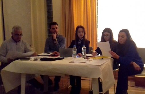 Δημόσια συζήτηση με θέμα τη διαχείριση των οικιακών απορριμμάτων και την ανακύκλωση πραγματοποιήθηκε στη Δημοτική Κοινότητα Νέου Ρυσίου