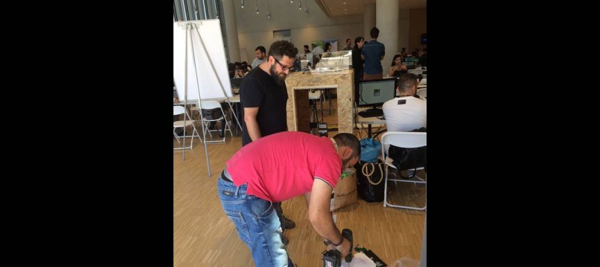 SMART: Ένας «έξυπνος» κάδος απορριμμάτων που ανακυκλώνει μόνος του