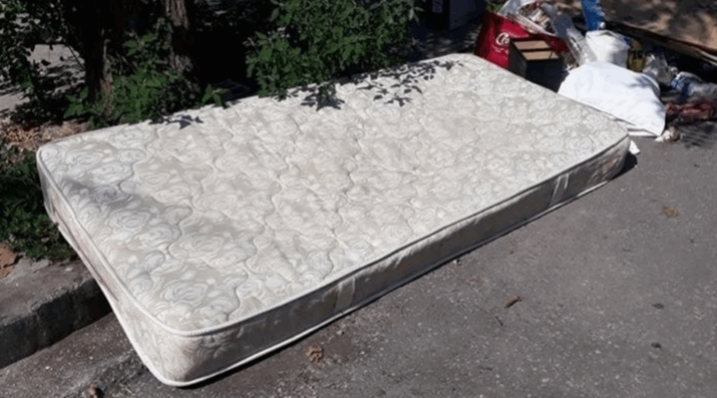 Δήμος Θεσσαλονίκης: Ψάχνουν τρόπους να μην πετιούνται αλλά να ανακυκλώνονται τα στρώματα