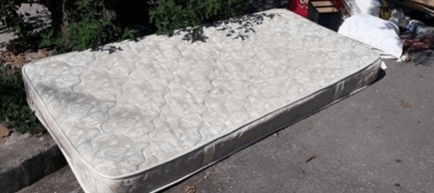 Δήμος Θεσσαλονίκης: Ψάχνουν τρόπους να μην πετιούνται αλλά να ανακυκλώνονται τα στρώματα